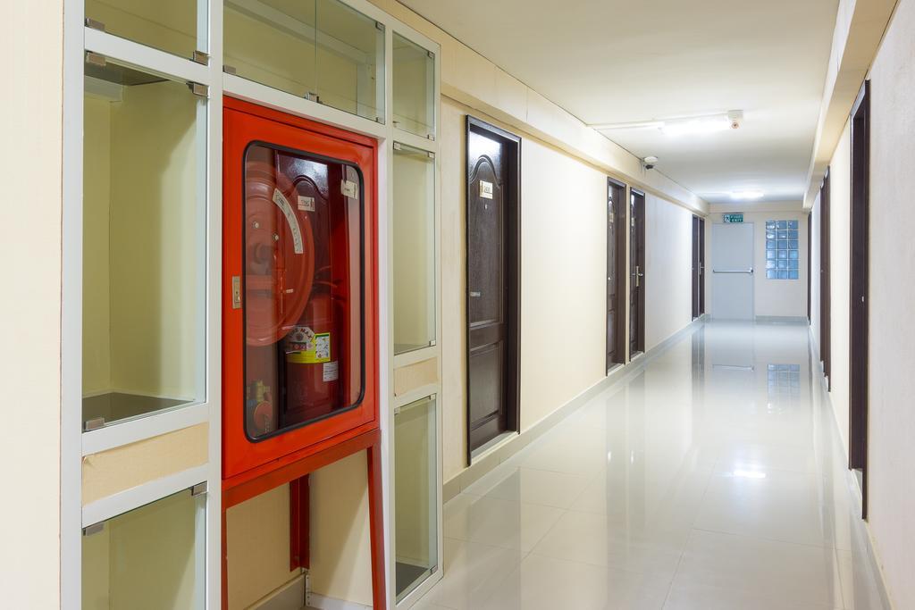 Nrc Residence Бангкок Экстерьер фото